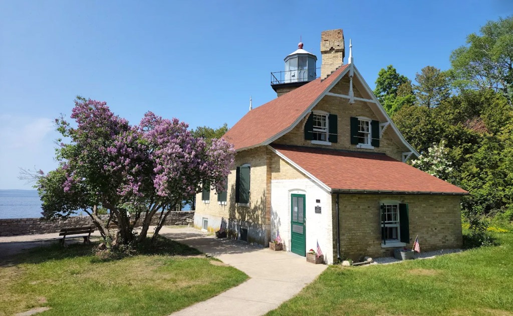 Eagle Bluff Lighthouse
